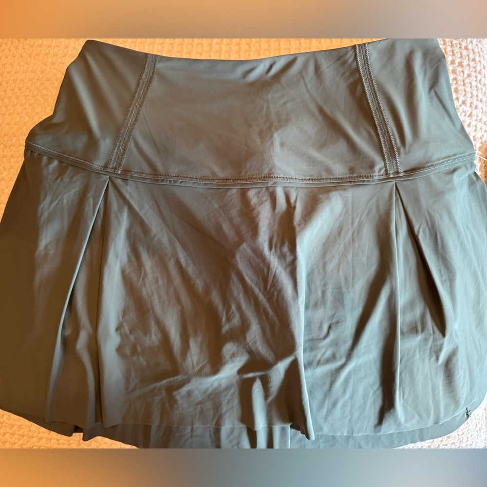 Lululemon Lost In Pace Skirt 8 Tall